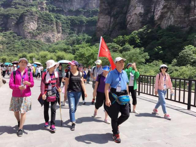 59a6beb1ead51e58a6a6dc42ab62bf57-sz_195093.jpg
